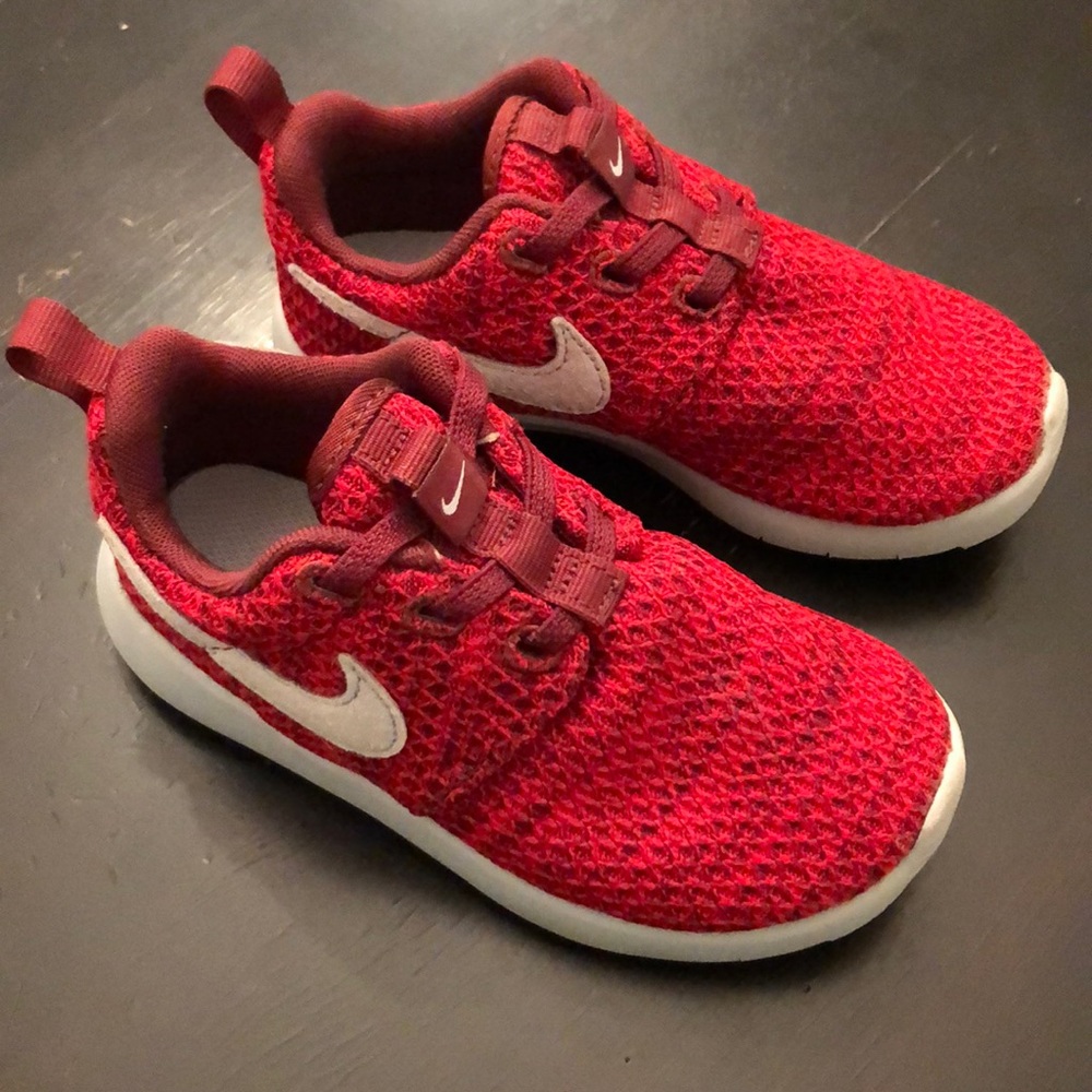 Red toddler sz10.5 Nike sneakers-light grey swish